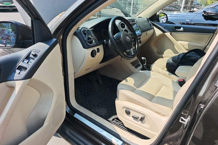 Used Volkswagen Tiguan 2015 1.8TSI Automatic Two-Wheel Drive Comfort Edition Driver Seat