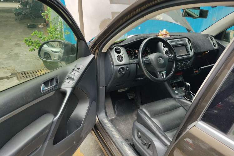Used Volkswagen Tiguan 2015 1.8TSI Automatic Two-Wheel Drive Luxury Model Driver Seat
