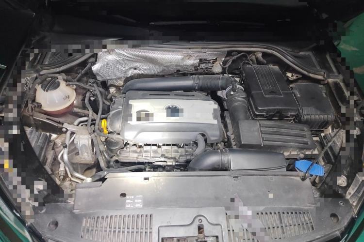 Used Volkswagen Tiguan 2015 1.8TSI Automatic Two-Wheel Drive Luxury Model Engine Bay