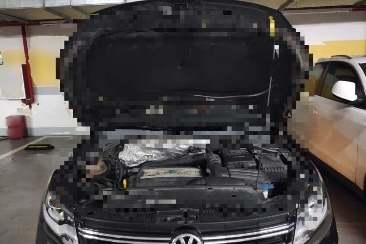 Used Volkswagen Tiguan 2015 2.0 TSI Automatic All-Wheel Drive Luxury Edition Engine Bay