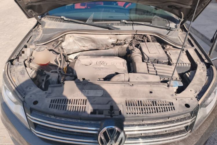 Used Volkswagen Tiguan 2015 1.8TSI Automatic Two-Wheel Drive Comfort Edition Engine Bay