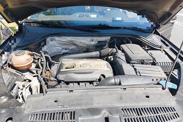 Used Volkswagen Tiguan 2015 1.8TSI Automatic Two-Wheel Drive Trend Edition Engine Bay