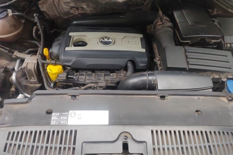 Used Volkswagen Tiguan 2015 1.8TSI Automatic All-Wheel Drive Style Vision Edition Engine Bay