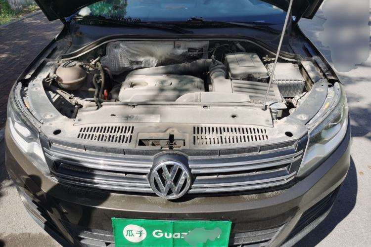 Used Volkswagen Tiguan 2015 1.8TSI Manual Two-Wheel Drive Fashion Edition Engine Bay