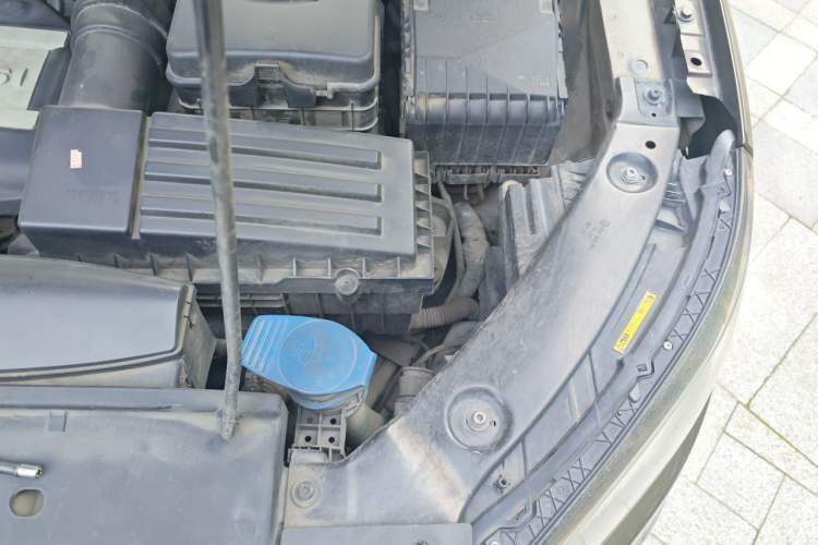 Used Volkswagen Tiguan 2015 1.8TSI Automatic Two-Wheel Drive Comfort Edition Engine Bay Left