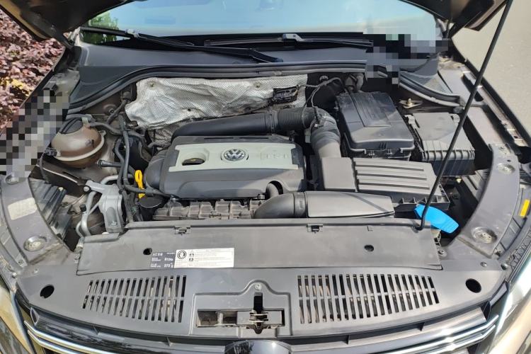 Used Volkswagen Tiguan 2015 1.8TSI Automatic Two-Wheel Drive Luxury Model Engine Bay
