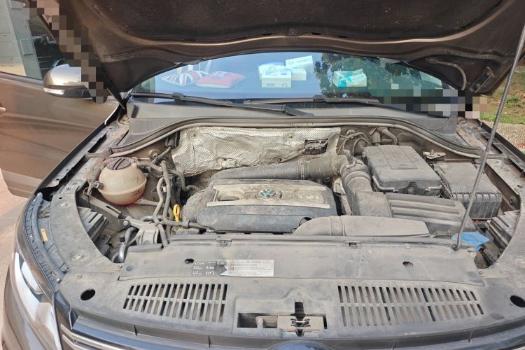 Used Volkswagen Tiguan 2015 1.8TSI Automatic Two-Wheel Drive Trend Edition Engine Bay Right