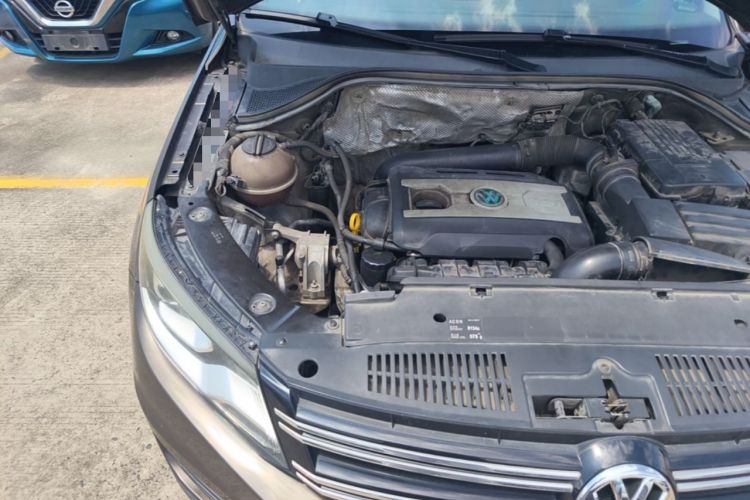Used Volkswagen Tiguan 2015 1.8TSI Automatic Two-Wheel Drive Trend Edition Engine Bay Right