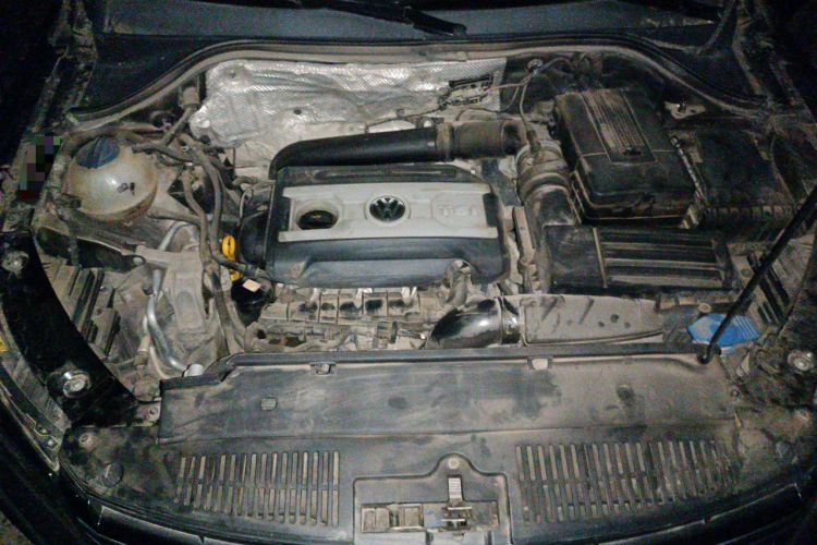 Used Volkswagen Tiguan 2015 1.8TSI Automatic Two-Wheel Drive Luxury Model Engine Bay
