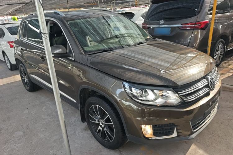 Used Volkswagen Tiguan 2015 1.8TSI Automatic Two-Wheel Drive Luxury Model Exterior 1