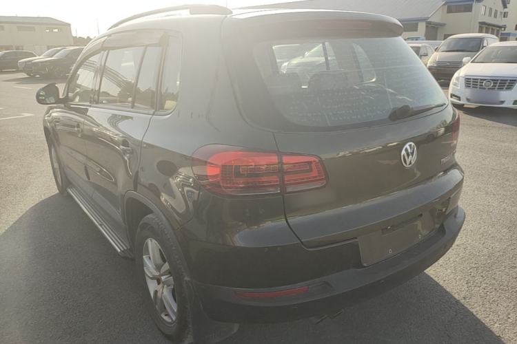 Used Volkswagen Tiguan 2015 1.8TSI Manual Two-Wheel Drive Fashion Edition Exterior 2