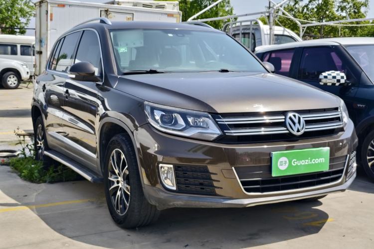 Used Volkswagen Tiguan 2015 1.8TSI Automatic Two-Wheel Drive Luxury Model Exterior 2