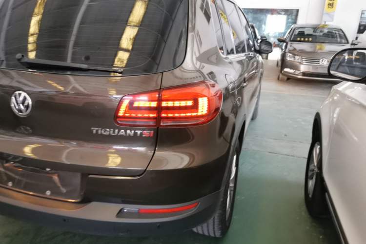 Used Volkswagen Tiguan 2015 1.8TSI Automatic Two-Wheel Drive Comfort Edition Exterior 3