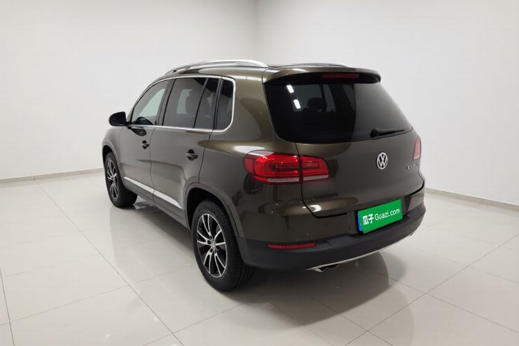Used Volkswagen Tiguan 2015 2.0 TSI Automatic All-Wheel Drive Luxury Edition Exterior 3