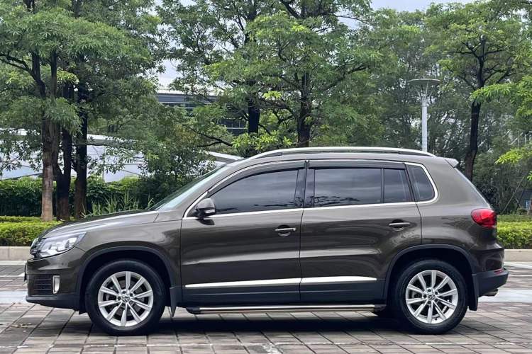 Used Volkswagen Tiguan 2015 1.8TSI Automatic Two-Wheel Drive Comfort Edition Exterior 4