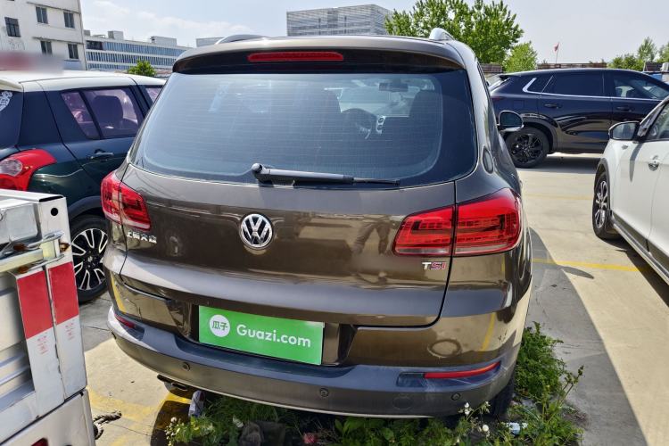 Used Volkswagen Tiguan 2015 1.8TSI Automatic Two-Wheel Drive Luxury Model Exterior 4