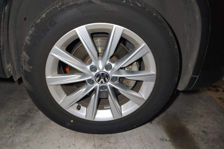 Used Volkswagen Tiguan 2015 1.8TSI Automatic Two-Wheel Drive Comfort Edition Exterior 7