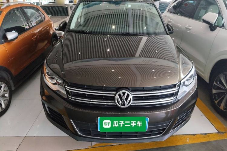 Used Volkswagen Tiguan 2015 2.0 TSI Automatic All-Wheel Drive Luxury Edition Front