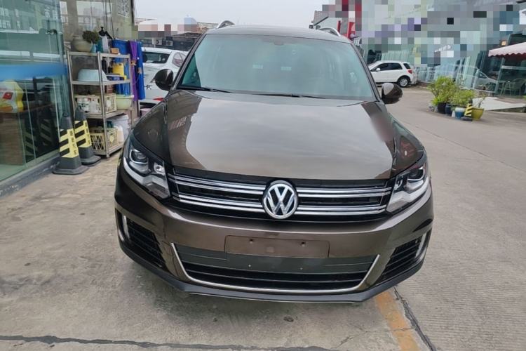 Used Volkswagen Tiguan 2015 2.0 TSI Automatic All-Wheel Drive Luxury Edition Front