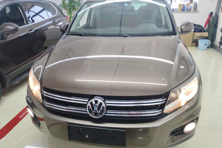 Used Volkswagen Tiguan 2015 2.0 TSI Comfort Edition Front