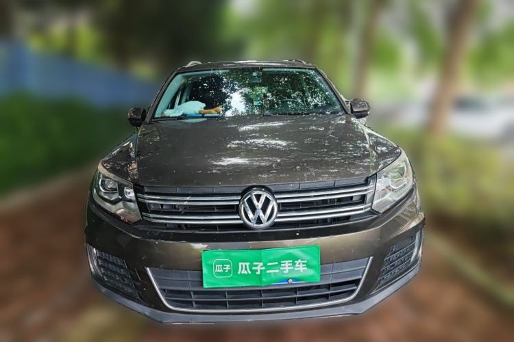 Used Volkswagen Tiguan 2015 1.8TSI Automatic All-Wheel-Drive Luxury Model Front