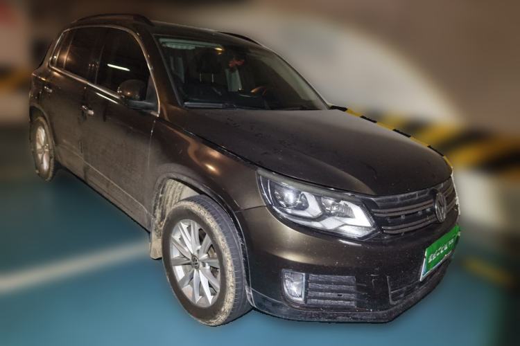 Used Volkswagen Tiguan 2015 1.8TSI Automatic Two-Wheel Drive Comfort Edition Front Right 45 Deg