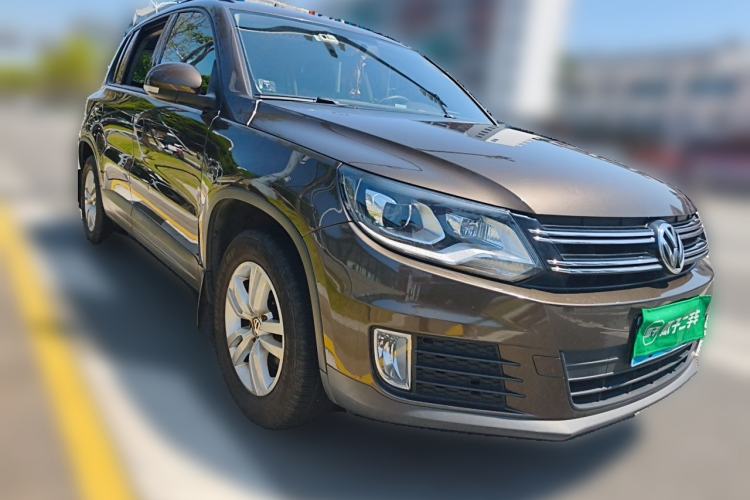 Used Volkswagen Tiguan 2015 1.8TSI Automatic Two-Wheel Drive Trend Edition Front Right 45 Deg
