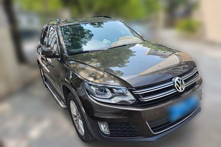 Used Volkswagen Tiguan 2015 1.8TSI Automatic Two-Wheel Drive Comfort Edition Front Right 45 Deg