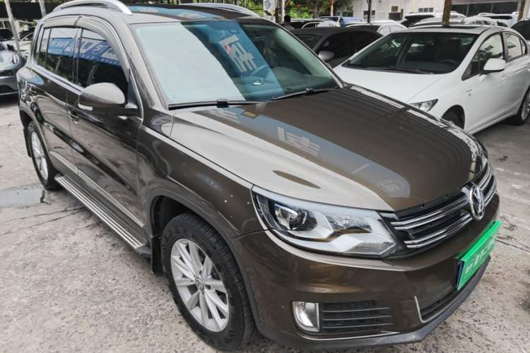Used Volkswagen Tiguan 2015 1.8TSI Automatic Two-Wheel Drive Comfort Edition Front Right 45 Deg