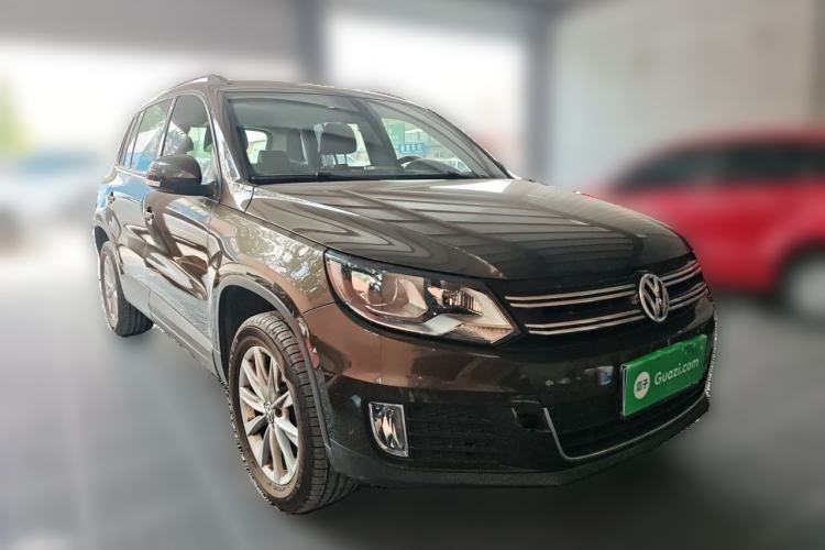 Used Volkswagen Tiguan 2015 1.8TSI Automatic Two-Wheel Drive Comfort Edition Front Right 45 Deg