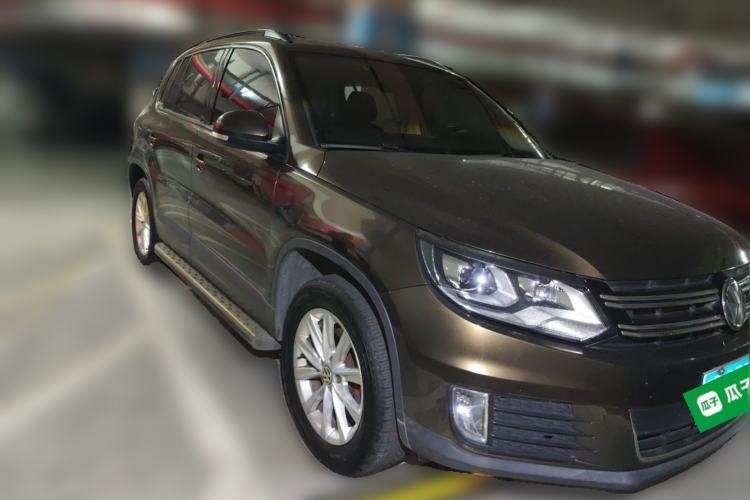 Used Volkswagen Tiguan 2015 1.8TSI Automatic Two-Wheel Drive Comfort Edition Front Right 45 Deg