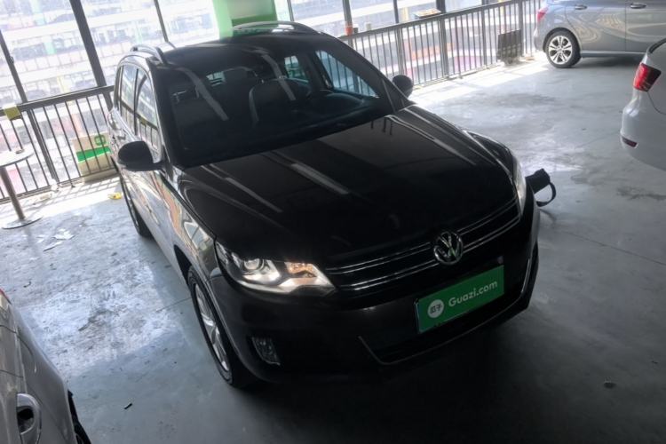 Used Volkswagen Tiguan 2015 1.8TSI Automatic Two-Wheel Drive Comfort Edition Front Right 45 Deg