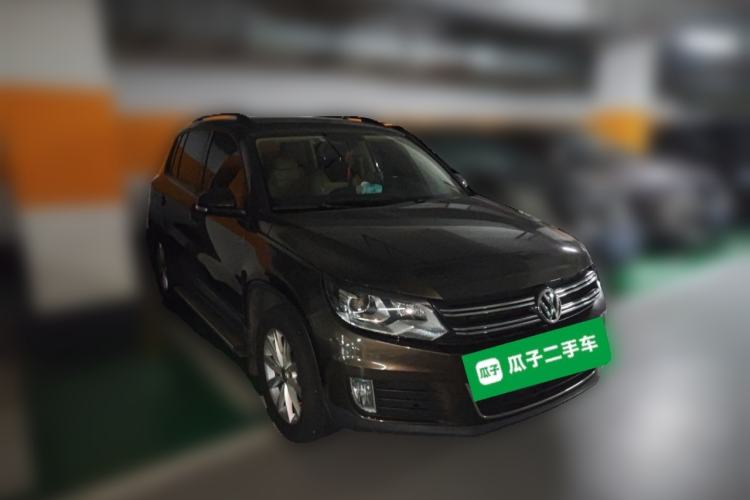 Used Volkswagen Tiguan 2015 1.8TSI Automatic Two-Wheel Drive Comfort Edition Front Right 45 Deg