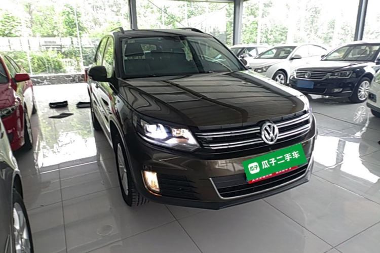 Used Volkswagen Tiguan 2015 1.8TSI Automatic Two-Wheel Drive Comfort Edition Front Right 45 Deg