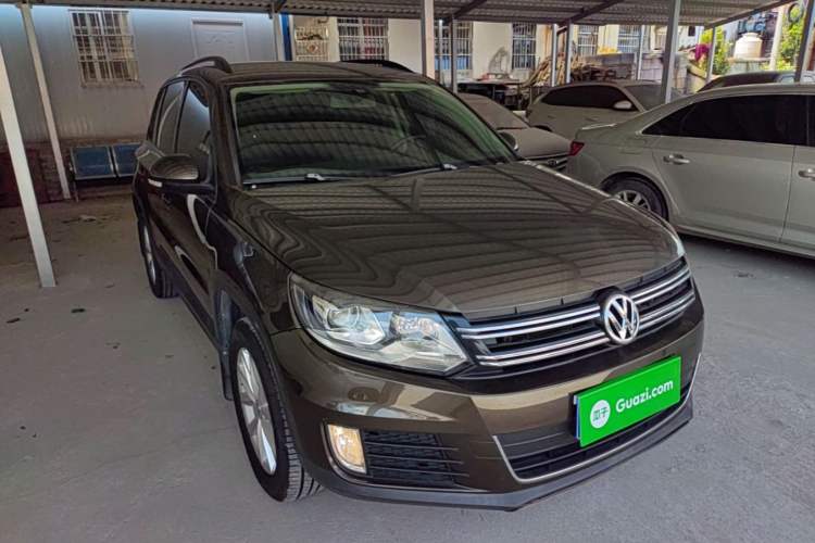 Used Volkswagen Tiguan 2015 1.8TSI Automatic Two-Wheel Drive Comfort Edition Front Right 45 Deg