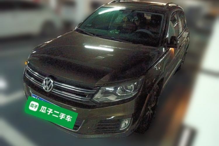 Used Volkswagen Tiguan 2015 1.8TSI Automatic Two-Wheel Drive Luxury Model Guazi used car, China used car export, Used car for sale, Used  cars, Cheapest cars for sale