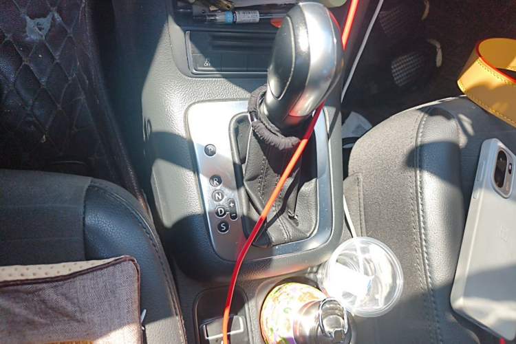 Used Volkswagen Tiguan 2015 1.8TSI Automatic Two-Wheel Drive Trend Edition Gear Lever