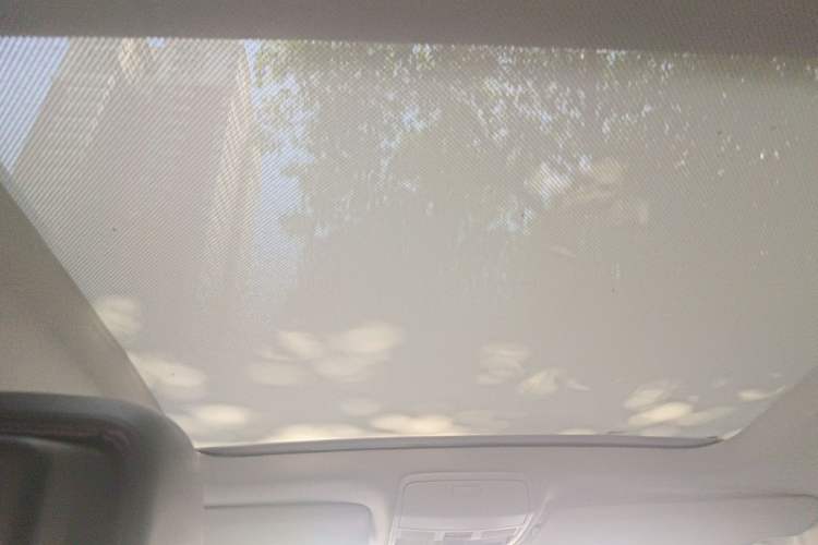 Used Volkswagen Tiguan 2015 2.0 TSI Comfort Edition Headliner