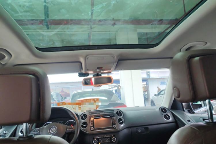 Used Volkswagen Tiguan 2015 2.0 TSI Comfort Edition Headliner