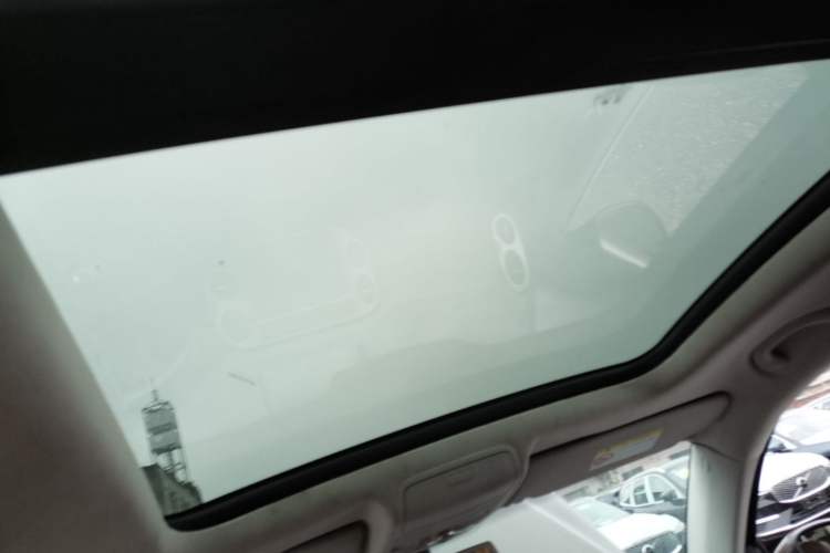 Used Volkswagen Tiguan 2015 1.8TSI Automatic Two-Wheel Drive Luxury Model Headliner