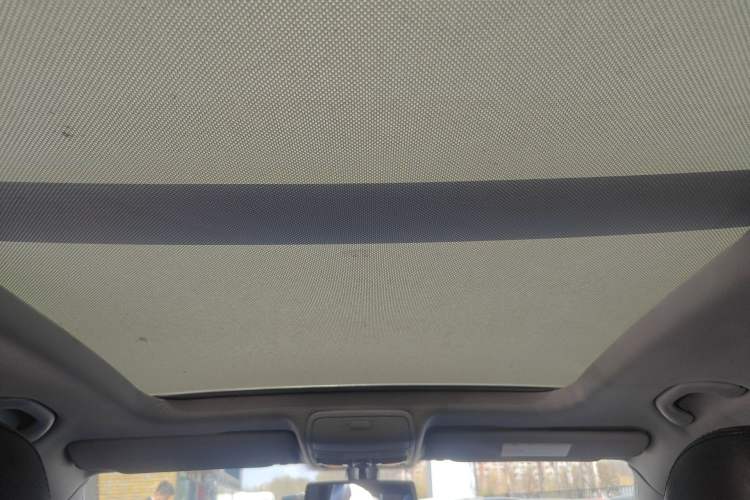 Used Volkswagen Tiguan 2015 1.8TSI Automatic Two-Wheel Drive Luxury Model Headliner