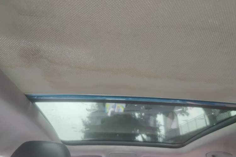 Used Volkswagen Tiguan 2015 1.8TSI Automatic Two-Wheel Drive Luxury Model Headliner