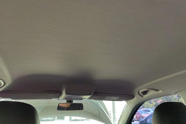 Used Volkswagen Tiguan 2015 1.8TSI Automatic Two-Wheel Drive Comfort Edition Headliner