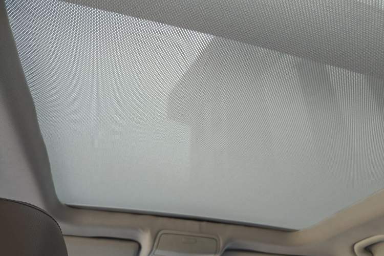 Used Volkswagen Tiguan 2015 1.8TSI Automatic Two-Wheel Drive Luxury Model Headliner