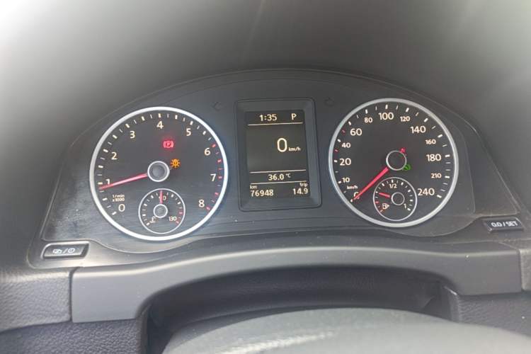 Used Volkswagen Tiguan 2015 1.8TSI Automatic Two-Wheel Drive Comfort Edition Instrument Cluster