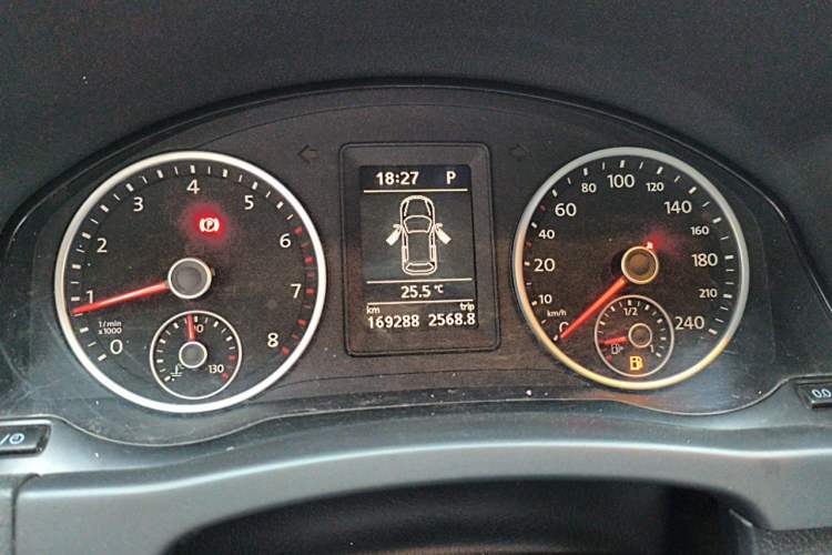 Used Volkswagen Tiguan 2015 1.8TSI Automatic Two-Wheel Drive Trend Edition Instrument Cluster