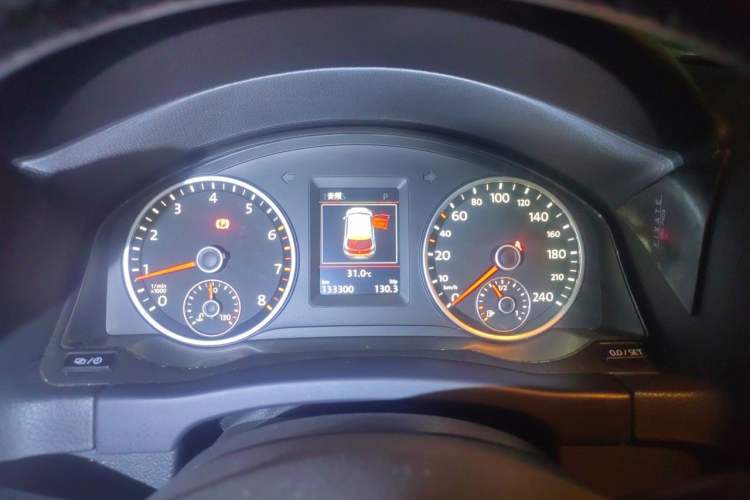 Used Volkswagen Tiguan 2015 1.8TSI Automatic Two-Wheel Drive Luxury Model Instrument Cluster