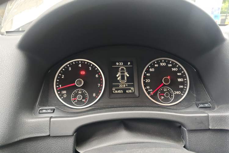 Used Volkswagen Tiguan 2015 1.8TSI Automatic Two-Wheel Drive Comfort Edition Instrument Cluster