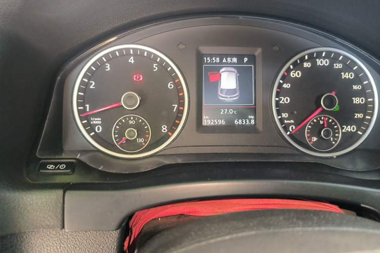 Used Volkswagen Tiguan 2015 1.8TSI Automatic Two-Wheel Drive Luxury Model Instrument Cluster