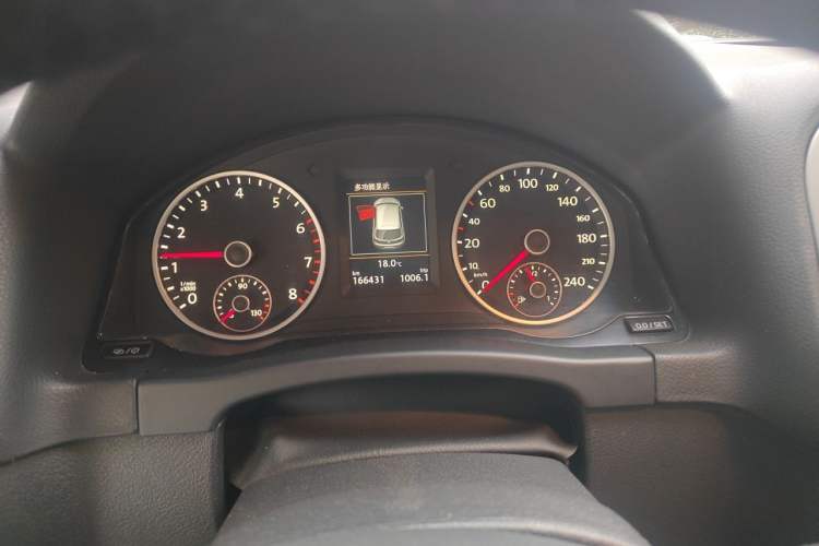 Used Volkswagen Tiguan 2015 1.8TSI Automatic Two-Wheel Drive Luxury Model Instrument Cluster